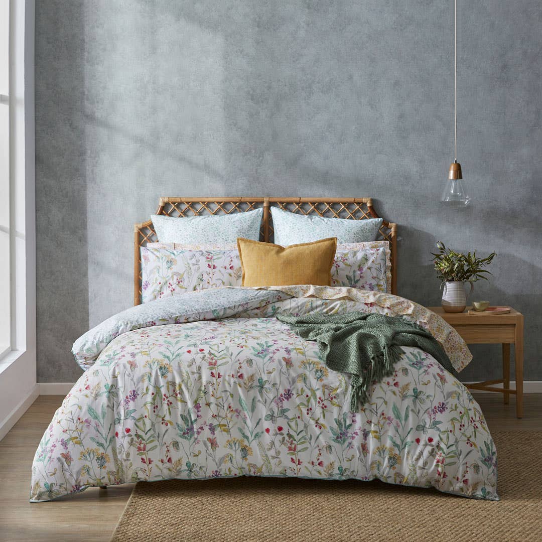 Kate Quilt Cover - Floral