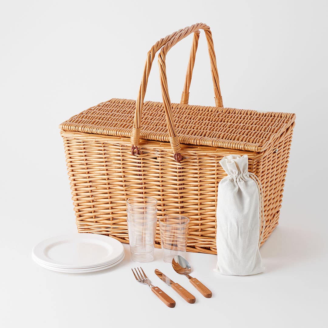 Delaney Wicker 4 Person Picnic Basket