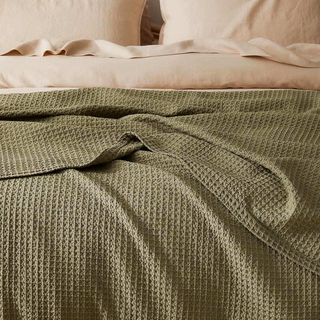 Sebastian Waffle Blanket - Olive Green